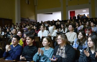 «Фарзана идет на запад»: В  Уфимском училище искусств прошли показ башкирского военно-патриотического фильма и встреча с его создателями