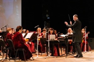 Оркестр русских народных инструментов СГТКО представит программу «Аленький цветочек»