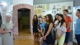 В Национальном музее РБ состоялось памятное мероприятие, посвящённое 100-летию гибели семьи Романовых