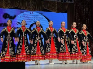 В Мелеузе дали старт фестивалю ансамблей народного танца на приз имени Файзи Гаскарова