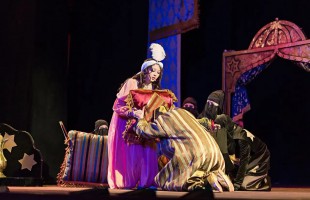 Башкирский театр кукол приглашает зрителей отпраздновать день своего рождения