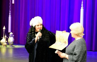 Башкирский государственный театр кукол отметил день рождения спектаклем «Тысяча и одна ночь»