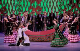 Уфимский ансамбль «Мирас» подарил зрителям гимн многонациональному единству