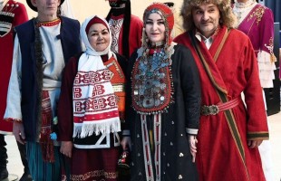 Мастерицы из Башкортостана завоевали награды в конкурсе национального костюма «Этностиль»