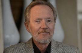 Народный артист Башкортостана Олег Шумилов сегодня отмечает 75-летний юбилей