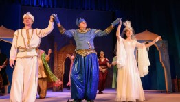 Туймазинский татарский театр открыл новогодний марафон благотворительным показом