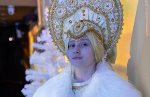 Финалистка «Театрального Приволжья» перевоплотилась в Снегурочку
