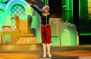 В Нефтекамской филармонии открылся портал в Изумрудный город