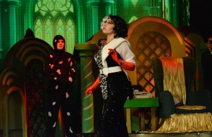 В Нефтекамской филармонии открылся портал в Изумрудный город