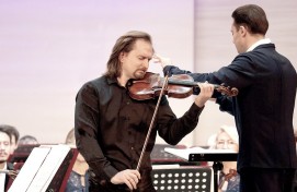 Госоркестр Башкортостана завершил VII Зимний фестиваль вместе с известным скрипачом Сергеем Поспеловым