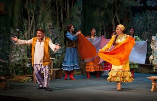 Өфөлә Башҡортостандың халыҡ артисы Светлана Арғынбаеваның бенефисы уҙа