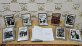 Центральная городская библиотека г. Уфы получила в дар раритетное коллекционное издание «Ретро-публикации» Виктора Савельева