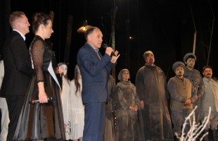 «Зөләйха күҙҙәрен аса» спектакле Ульяновск ҡалаһында булып ҡайтты