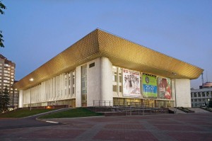Сегодня впервые на уфимской сцене - Мариус Стравинский и Никита Мндоянц
