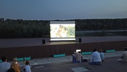 Киностудия «Башкортостан» устроила открытый кинопоказ для уфимцев
