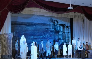 Народный театр "Корос" представил долгожданную премьеру лирической драмы к 100-летию Мустая Карима