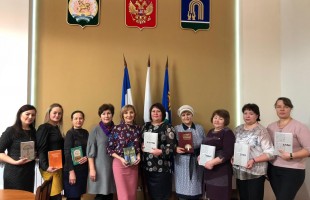 В городе Октябрьский состоялся круглый стол «Сила рода – сила народа»