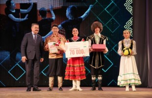 Названы победители Открытого республиканского конкурса «Өлгөлө башҡорт ғаиләһе» («Образцовая башкирская семья - 2023»)