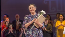 Поздравление министра культуры РБ Амины Шафиковой с 75-летием народной артистки РБ Танзили Хисамовой