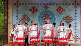 Продолжается прием заявок на Межрегиональный чувашский детско-юношеский фестиваль «Шур сал»