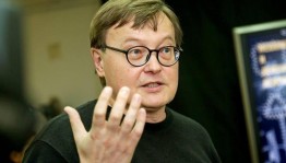 Спектакль «Глумов» Салаватского башдрамтеатра оценит эксперт «Золотой маски» Владимир Спешков
