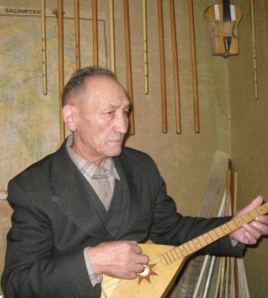 Ушел из жизни мастер музыкальных инструментов, «башкирский Страдивари» Вакиль Шугаюпов