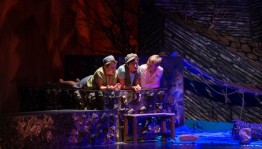 Выдвинутый на окружной финал «Театрального Приволжья» спектакль «Таганок» посмотрели воспитанники детского дома