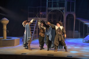 На Театральном декаднике в Уфе показали «Трех мушкетеров»
