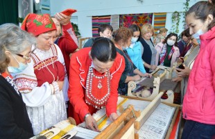 В Архангельском районе прошёл республиканский семинар «Виды узорного ткачества»