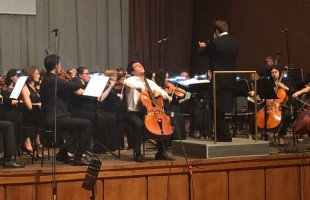 В Уфе с Национальным симфоническим оркестром РБ выступил заслуженный артист РБ Рустем Хамидуллин
