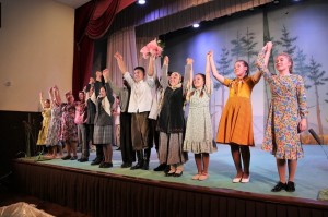 Радий Хабиров посмотрел спектакль студенческого театра "Корос"
