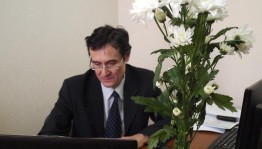 В Уфе ушел из жизни поэт и журналист Нияз Магадеев