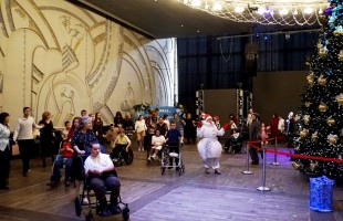 Волшебство для особенных детей: Башкирский драмтеатр имени Ильшата Юмагулова провёл благотворительный праздник