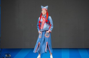 Уфимцы провели на форуме «iВолга - 2023» конкурс коллекций стилизованных костюмов