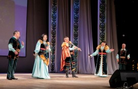 Стәрлетамаҡта билдәле ҡурайсы Азамат Асаиновтың юбилей кисәһе уҙҙы