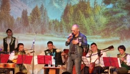 В ГКЗ «Башкортостан» прошел концерт Александра Лынника