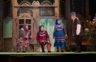 Салаватский русский молодежный театр открыл VIII творческий сезон постановкой по пьесе Туфана Миннуллина