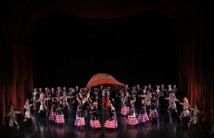 Уфимский ансамбль «Мирас» отправился на гастроли в Оренбуржье