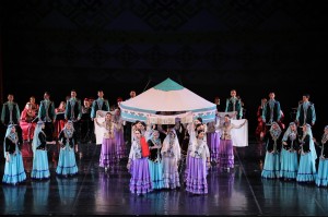 Уфимский ансамбль «Мирас» отправился на гастроли в Оренбуржье