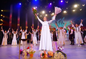 Өфөлә Башҡортостандың халыҡ сәсәне Розалиә Солтангәрәеваны юбилейы менән ҡотланылар