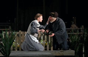 В Русском драмтеатре Башкортостана состоялась премьера спектакля «Прошлым летом в Чулимске»