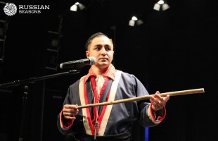 Курай зазвучал на финальном концерте проекта «Русские сезоны» в Омане