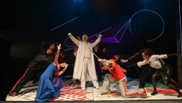 Спектакль «Аҡбуҙат» Национального молодежного театра РБ покорил зрителей на фестивале «Ремесло» в Казани