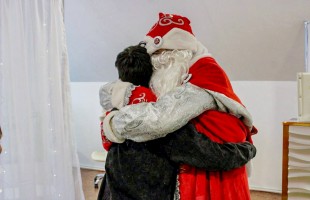 Караидельская модельная библиотека провела новогодние акции в поддержку населения