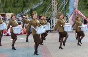 В уфимском парке «Ватан» с большим успехом прошел IV Уфимский фестиваль ветеранской и патриотической песни «Боевая ВЫСОТА»