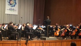 В Уфе с Национальным симфоническим оркестром РБ выступил заслуженный артист РБ Рустем Хамидуллин