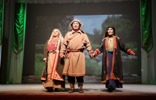 Сибайский государственный башкирский театр драмы имени Арслана Мубарякова отметил свое 90-летие
