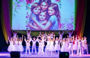 Образцовая вокальная студия «Фантазёры» из Белорецка отметила свой юбилей