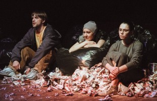 Четыре постановки театров Башкортостана вошли в лонг-лист Премии «Золотая маска»